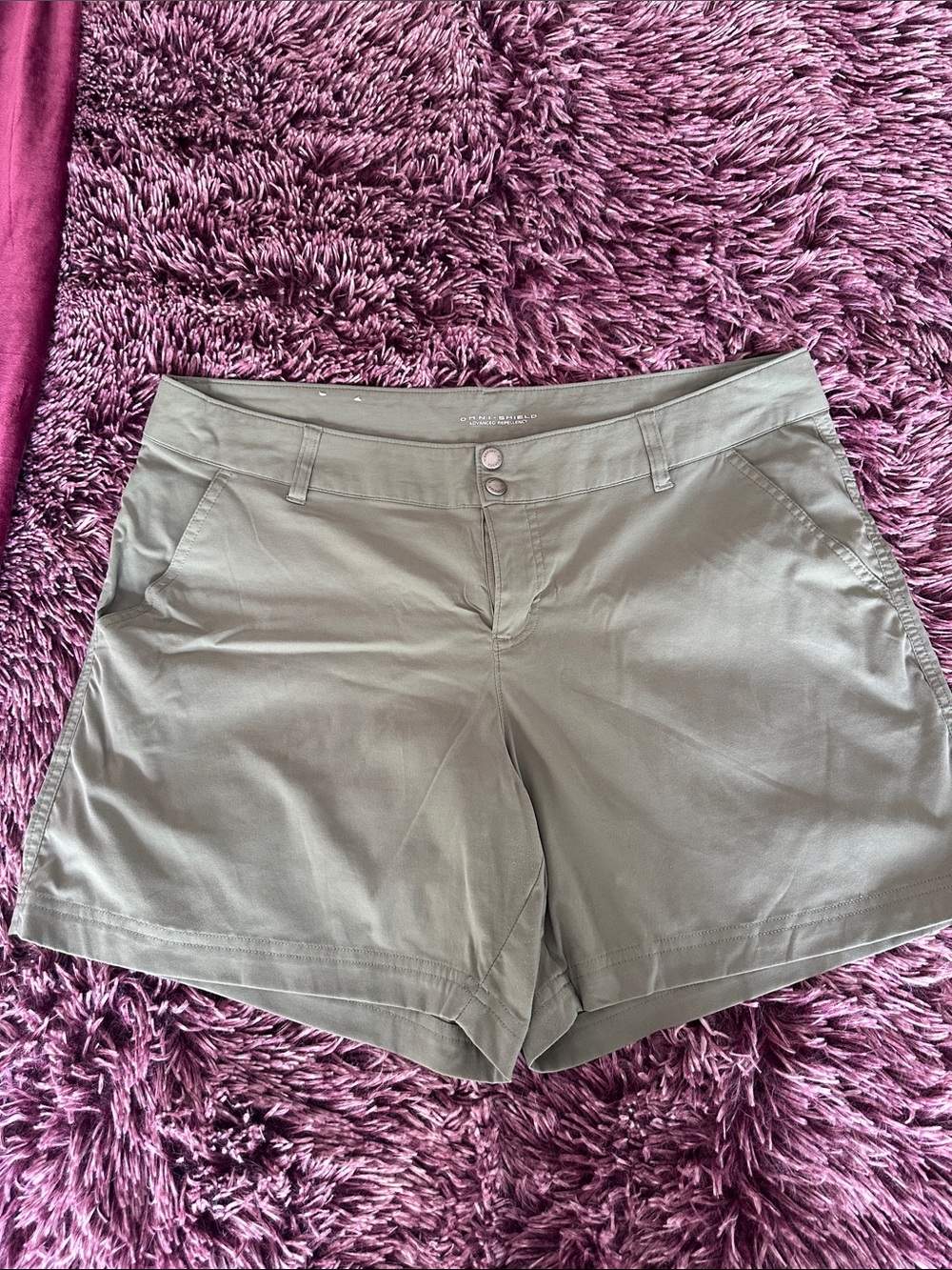 Columbia Women's Olive Green Shorts